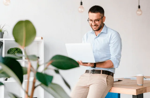 A validação de ideias pode ser feita pela internet